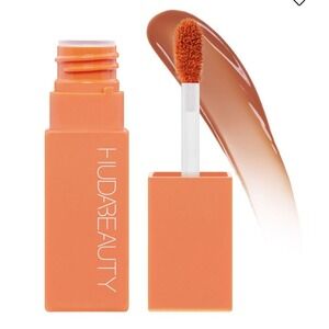 Huda Beauty Lip Blush In Apricot Kiss